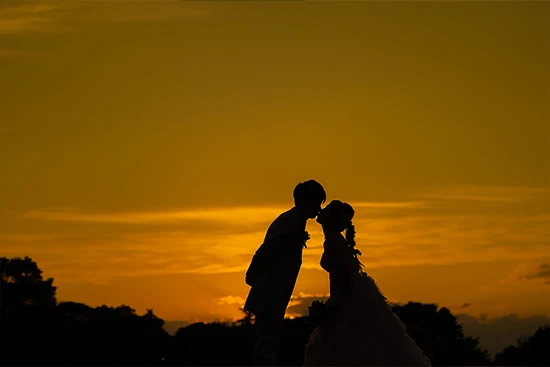 フォトウェディング ロケーションス５ / 夕方｜写真だけ、撮影のみの結婚式もこんなに素敵！撮影に特化させたヘアメイクで花嫁さんをより美しく撮影｜林写真館(埼玉県久喜市)フォトウェディング