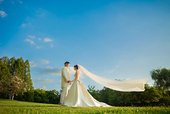 フォトウェディング ロケーションス１０ / 夕方｜写真だけ、撮影のみの結婚式もこんなに素敵！撮影に特化させたヘアメイクで花嫁さんをより美しく撮影｜林写真館(埼玉県久喜市)フォトウェディング