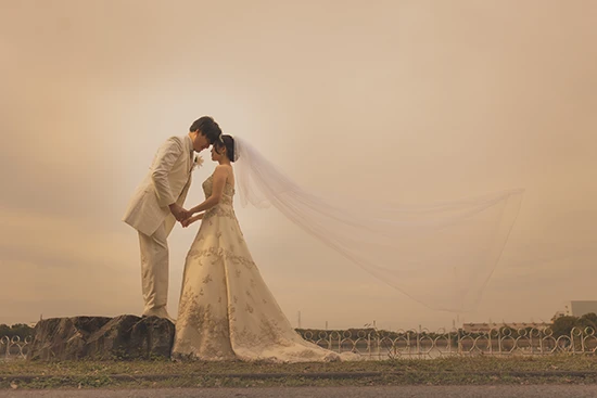 フォトウェディング ロケーションス１１ / セピア｜拘りぬいた撮影技術で花嫁さんの魅力を引き出す最高のフォトウェディング！写真だけの結婚式、撮影のみの結婚式をご検討の方必見｜林写真館(埼玉県久喜市)フォトウェディング